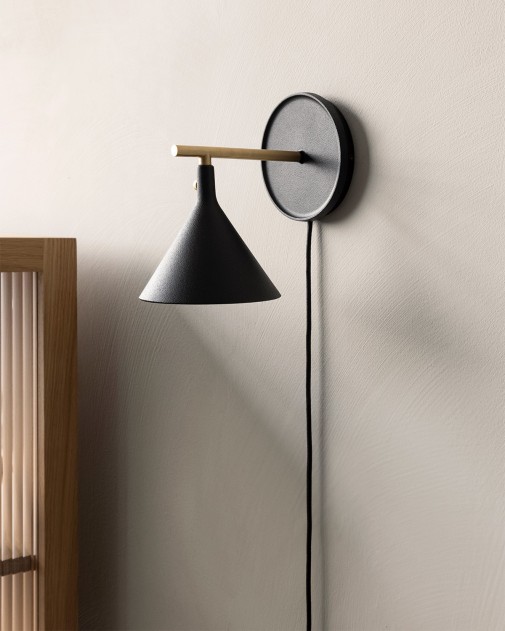 Cast Sconce | Kinkiet z dyfuzorem, z funkcją ściemniania