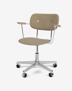 Co Task Chair | Audo Copenhagen | W pełni tapicerowane krzesło biurowe z podłokietnikami, polerowana podstawa aluminiowa