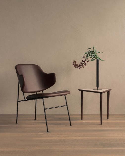 Fotel Penguin Lounge Chair - w pełni tapicerowany