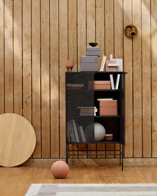 Grid Vitrine | Minimalistyczna stalowa witryna w stylu duńskim