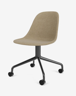 Harbour Side Dining Chair | Audo Copenhagen | Krzesło z czarną podstawą Star na kółkach
