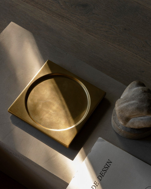 Divot Tray | Audo Copenhagen | Designerska taca z mosiądzu