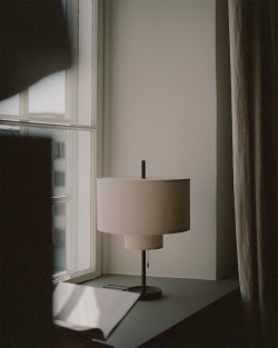 Margin | New Works | Lampa stołowa