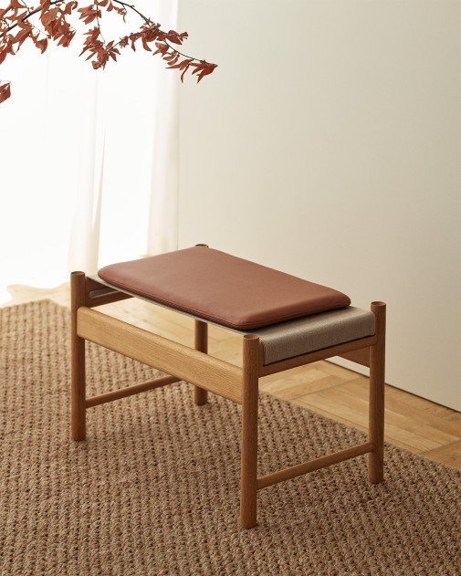 HB Stool | Brdr. Krüger | Designerski podnóżek drewniany