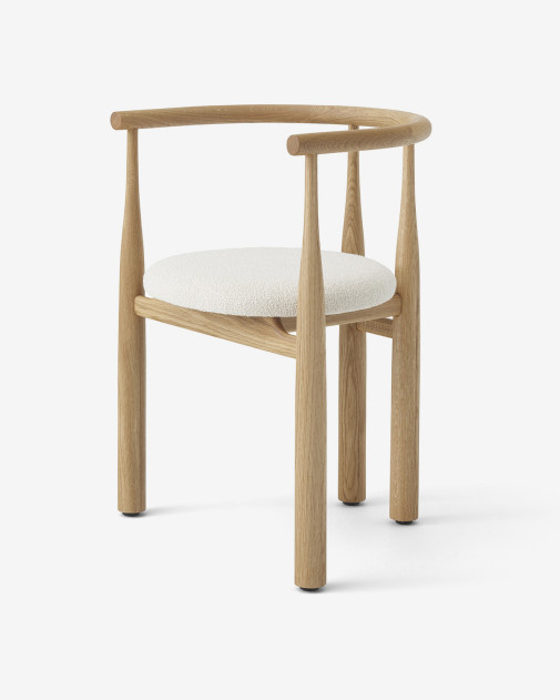 Bukowski Chair | New Works | Krzesło dębowe z tapicerowanym siedziskiem