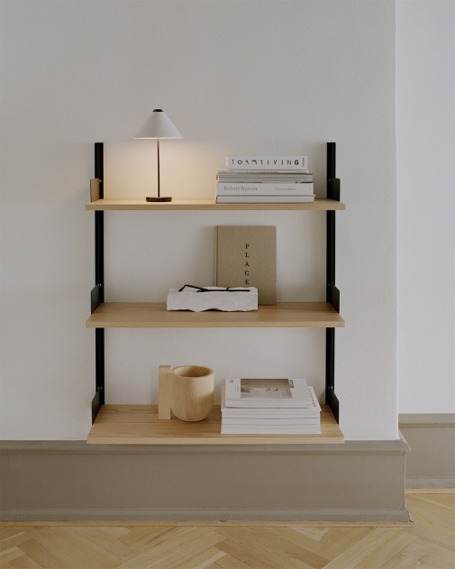 New Works Wall Shelf, 900 | New Works | Modułowy regał ścienny
