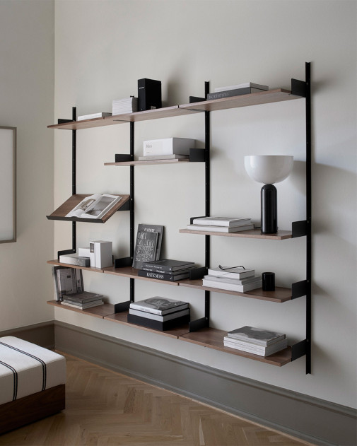 New Works Wall Shelf 1900 Cabinet Tall w. Doors | New Works | Regał ścienny z wysoką szafką