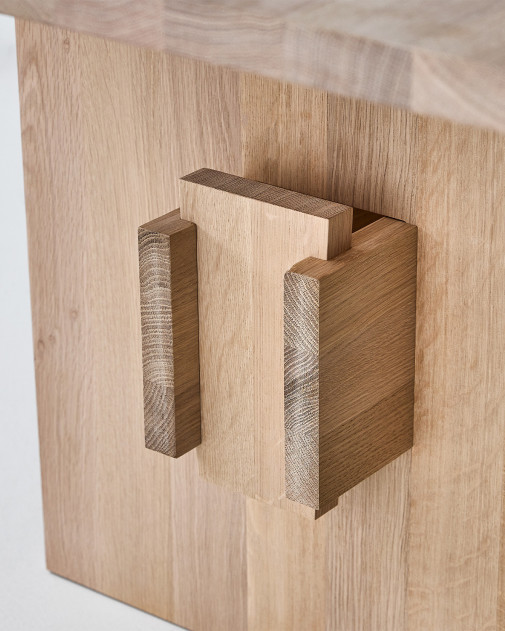Jeppe Utzon Table #2 | dk3 | Stół z litego drewna