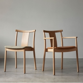 Merkur Dinning Chair | krzesło z tapicerowanym siedziskiem