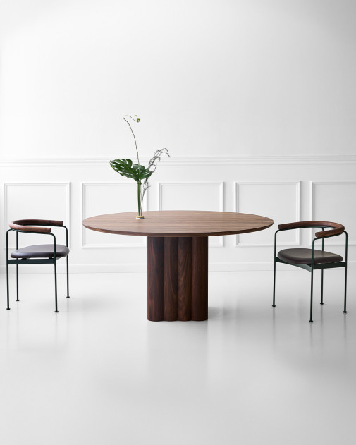 Plush Table Round | dk3 | Okrągły stół z litego drewna