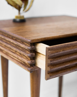 Stolik nocny Groove Night Table