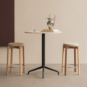 Passage Counter Stool | stołek barowy z tapicerowanym siedziskiem | h. 65 cm