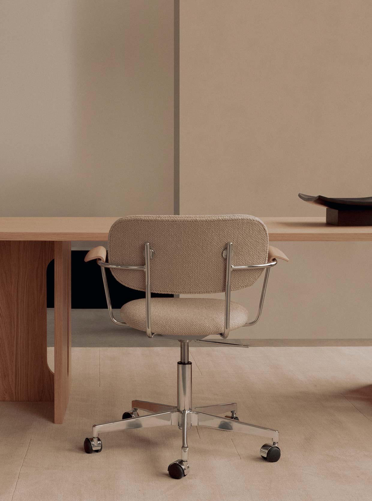 obrotowe tapicerowane krzesło do pracy do biurka Co Task Chair Audo Copenhagen