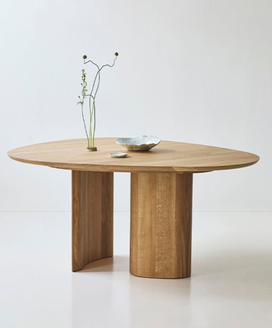 Kiedy forma spotyka emocje. Tangent Table od dk3
